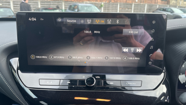 Nissan Juke 1.0 DiG-T Tekna 5dr DCT Petrol Hatchback